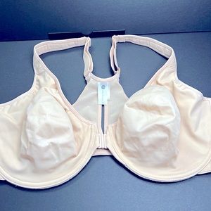 Two Front closure bras Beige